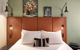 Ibis Port De Plaisance